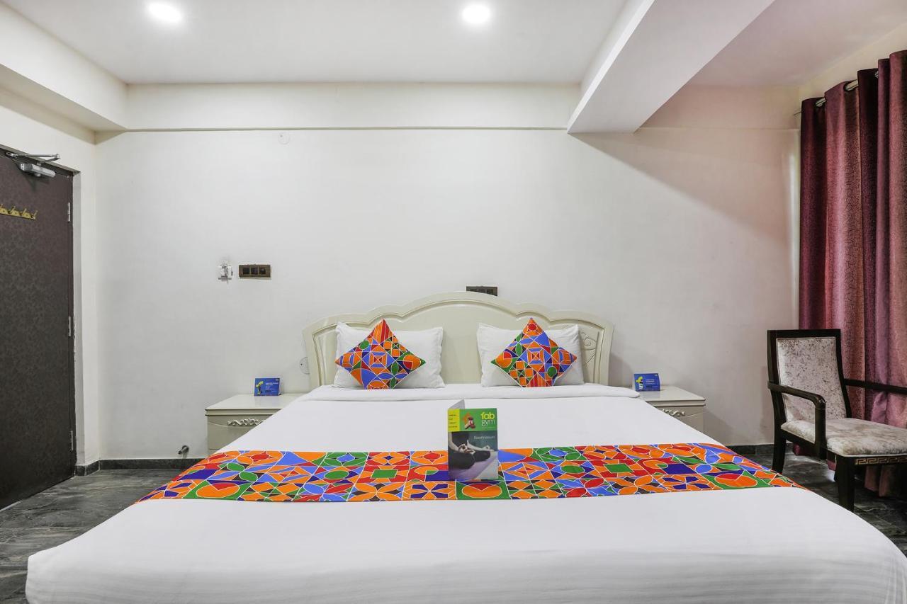 Fabhotel Frazer Suites - Nr Bangalore Cantt Railway Station Exterior photo