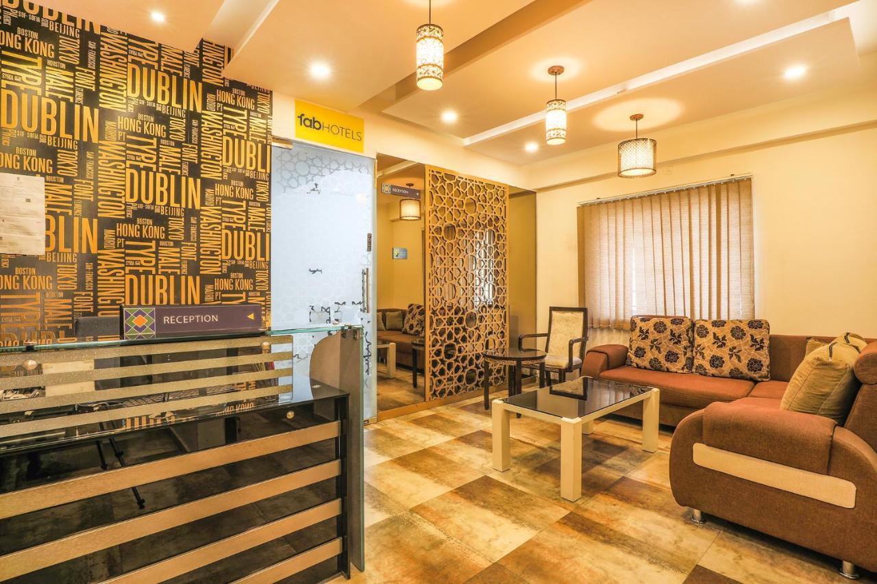 Fabhotel Frazer Suites - Nr Bangalore Cantt Railway Station Exterior photo